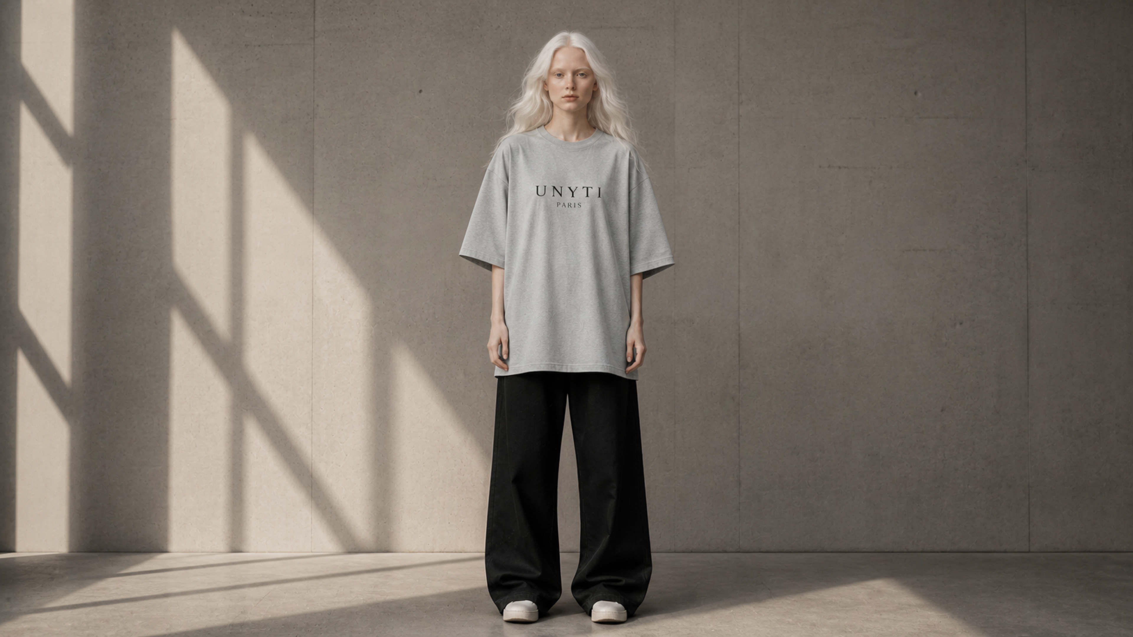UNYTI PARIS Oversize Gris