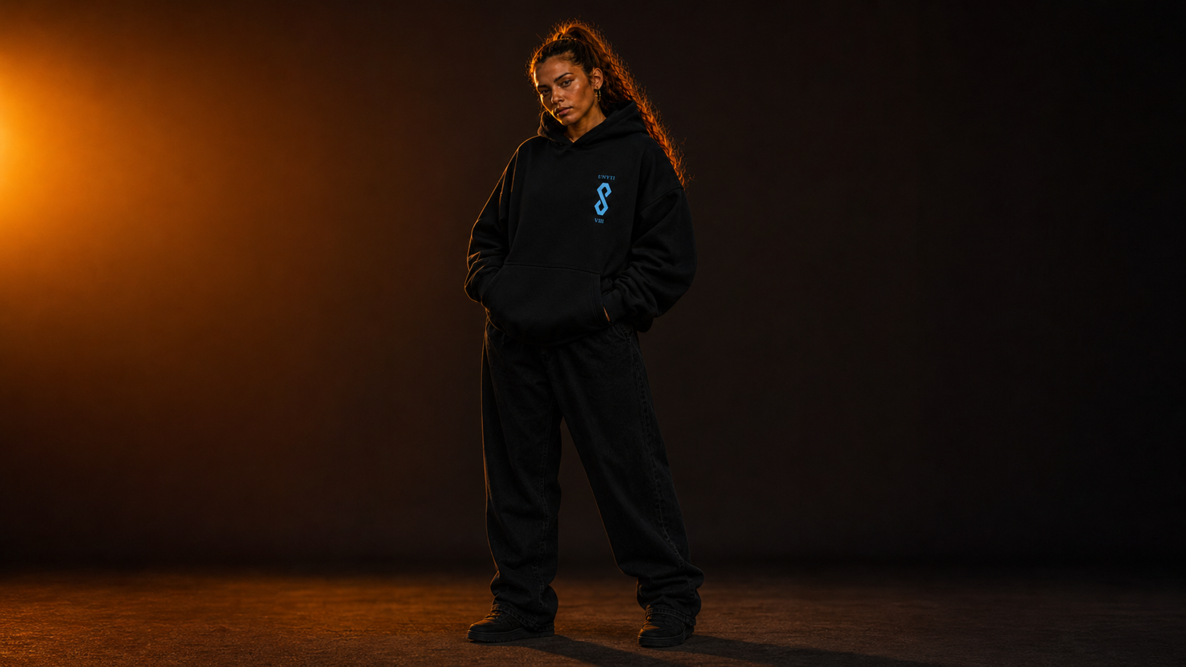 UNYTI EIGHT VIII - Hoodie - Noir