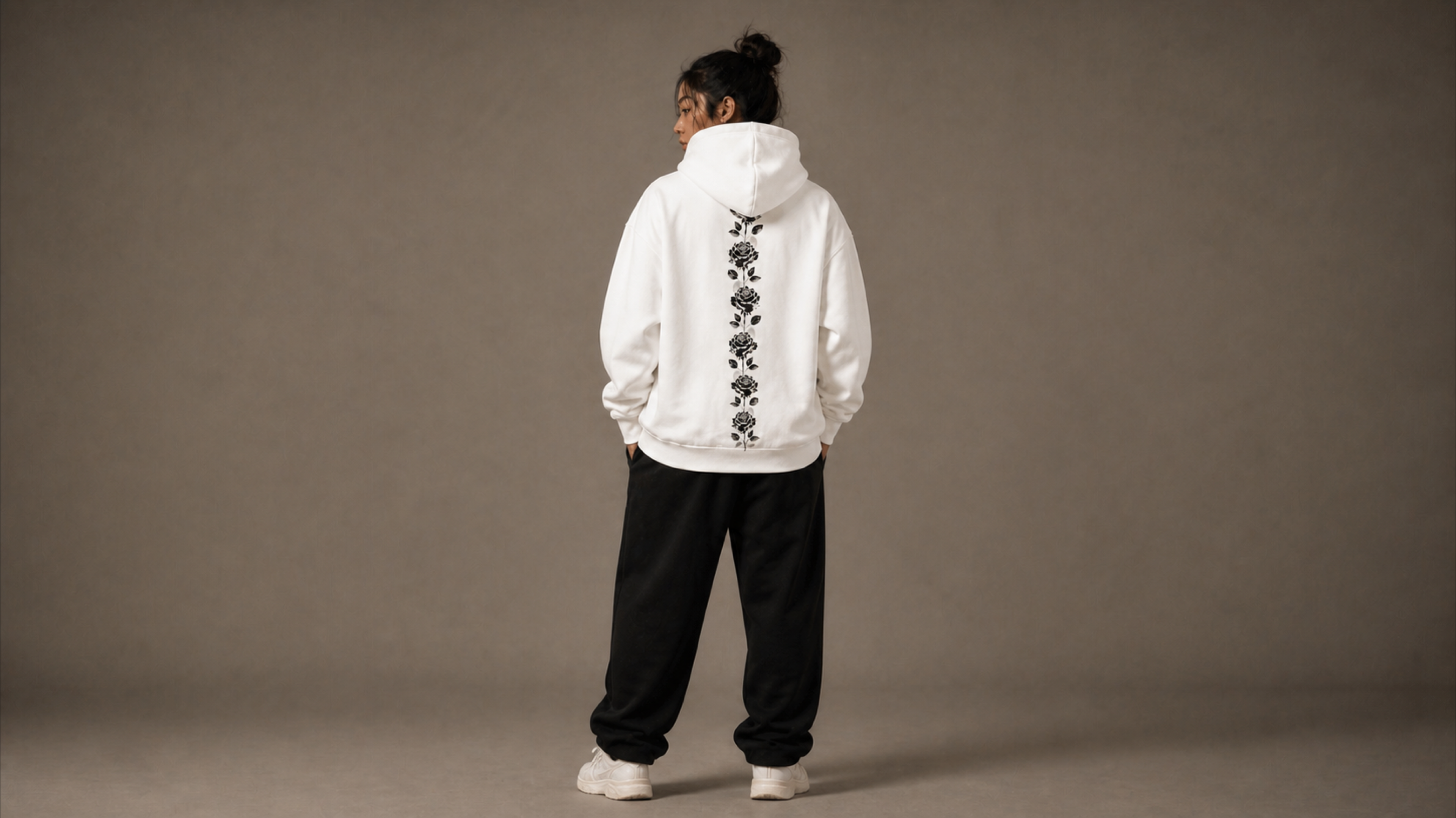 UNYTI BLVCK ROSE Hoodie Blanc