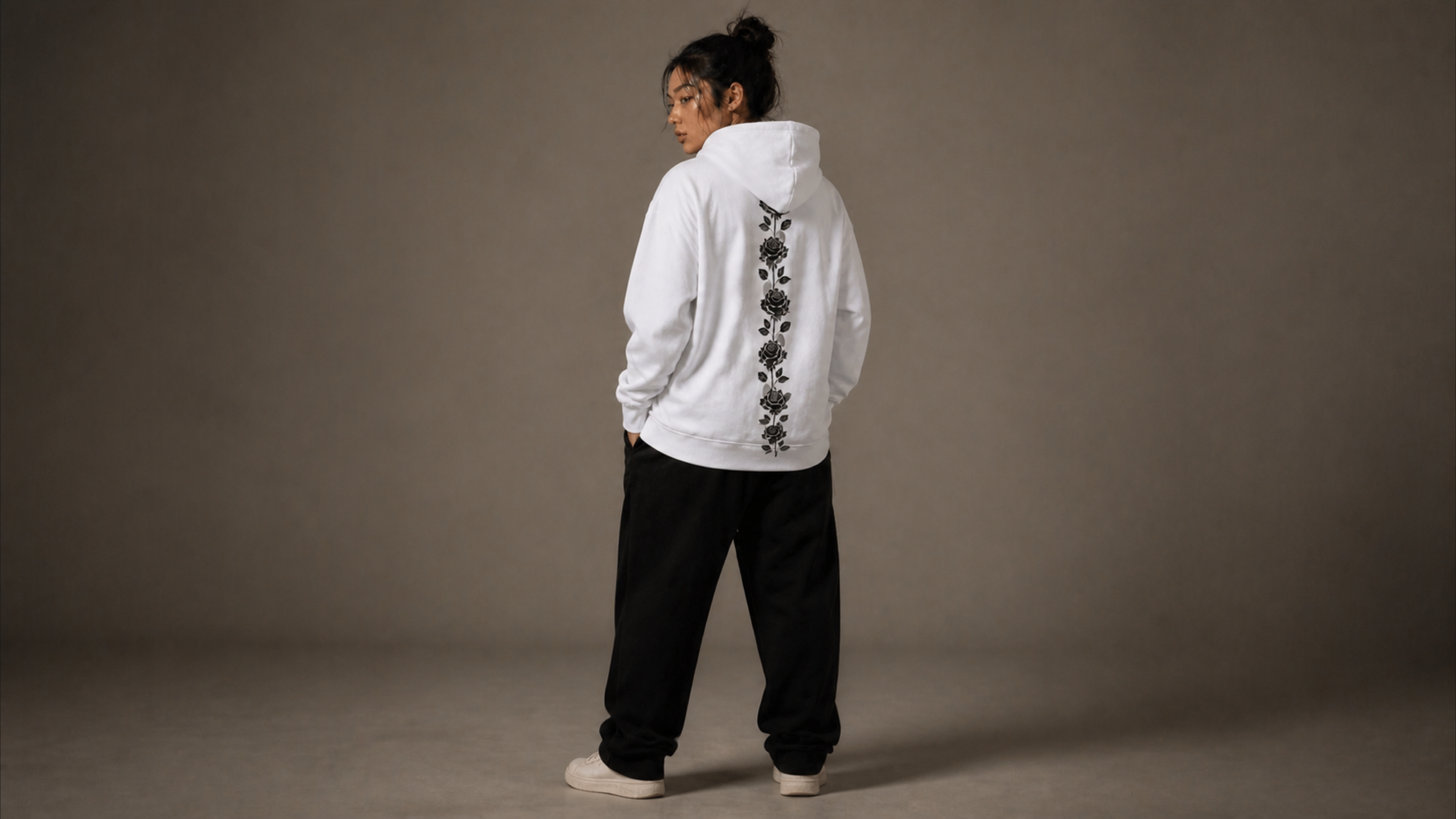 UNYTI BLVCK ROSE Hoodie Blanc