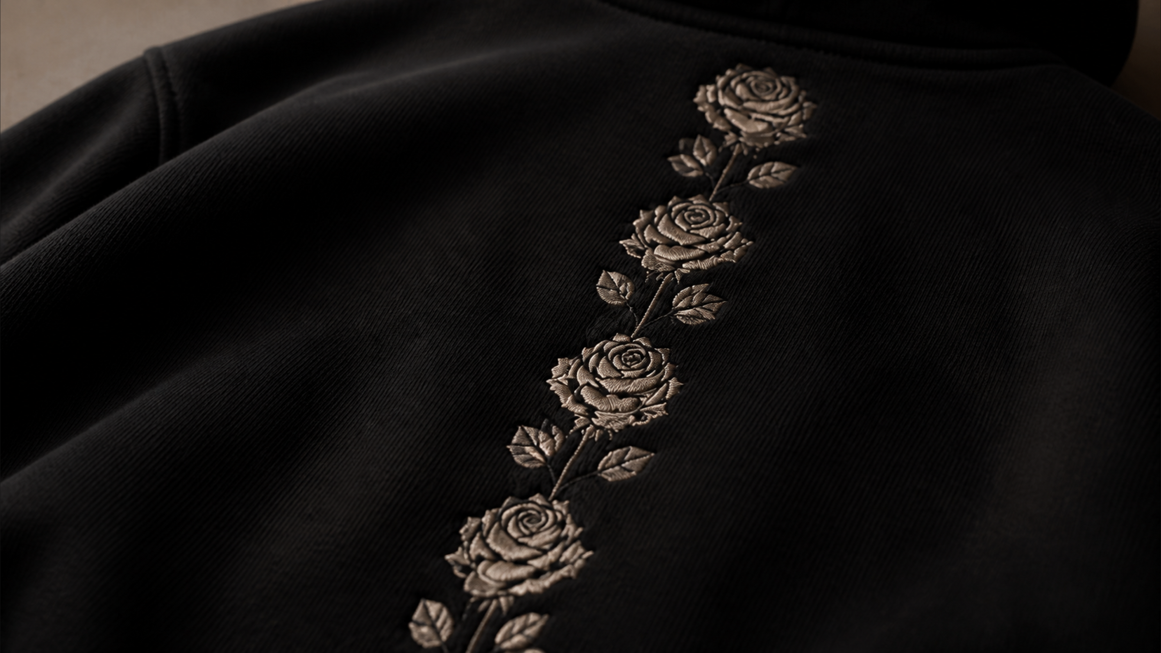 UNYTI BLVCK ROSE Hoodie noir