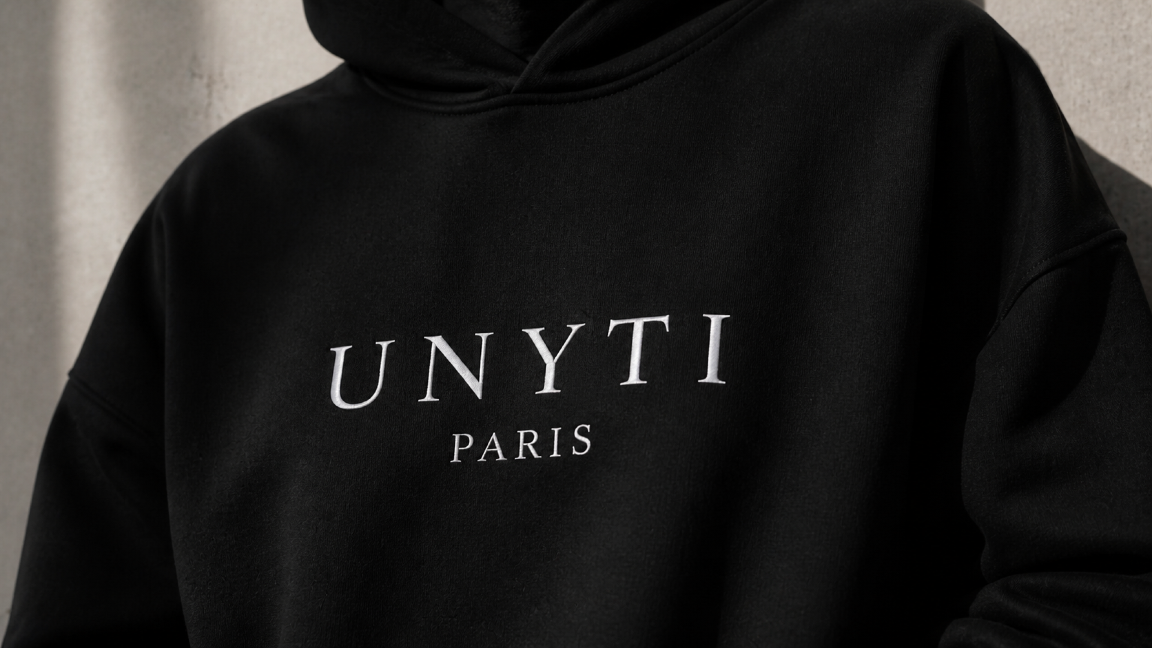 UNYTI PARIS Hoodie Noir