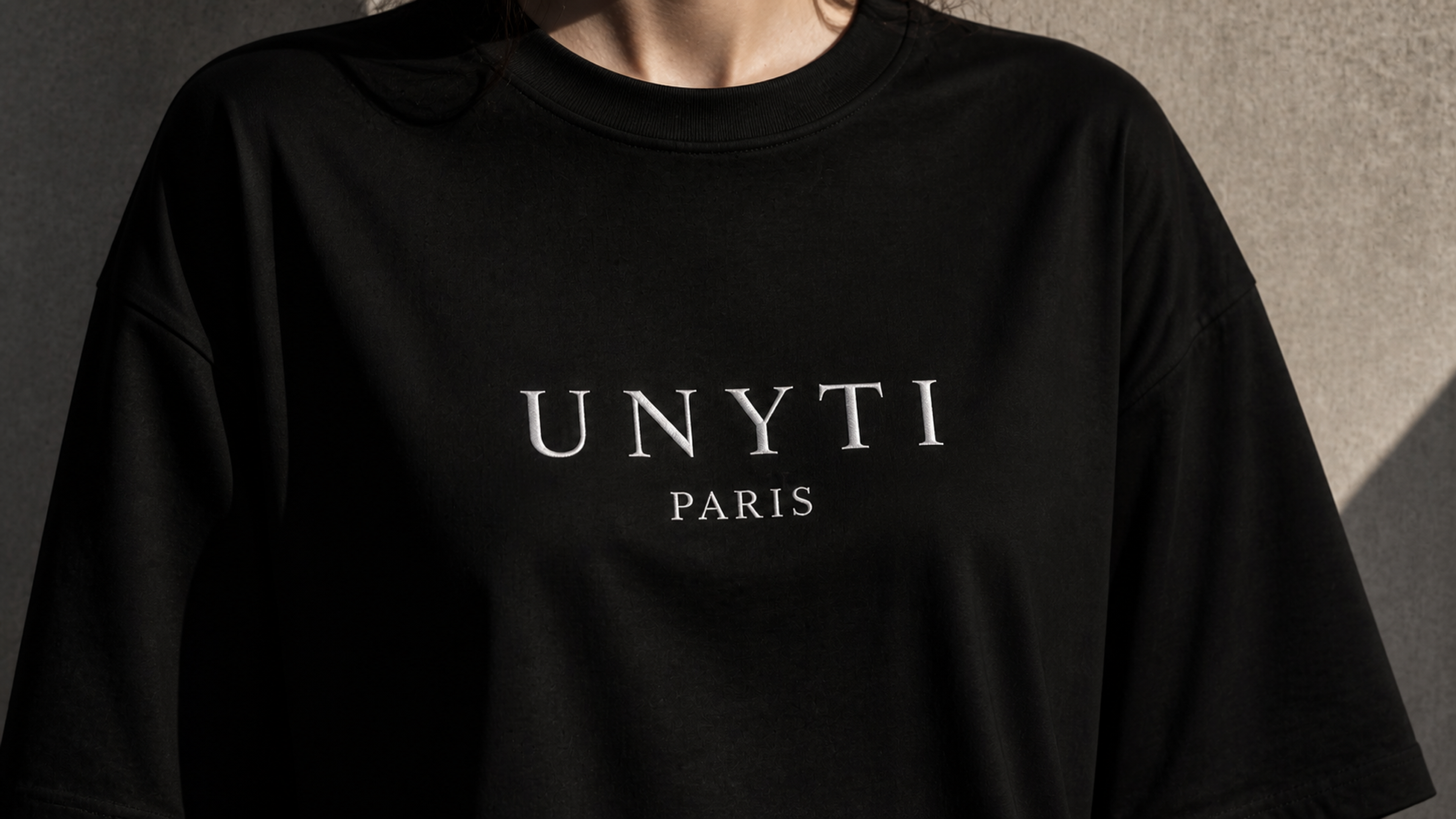 UNYTI PARIS Oversize Noir