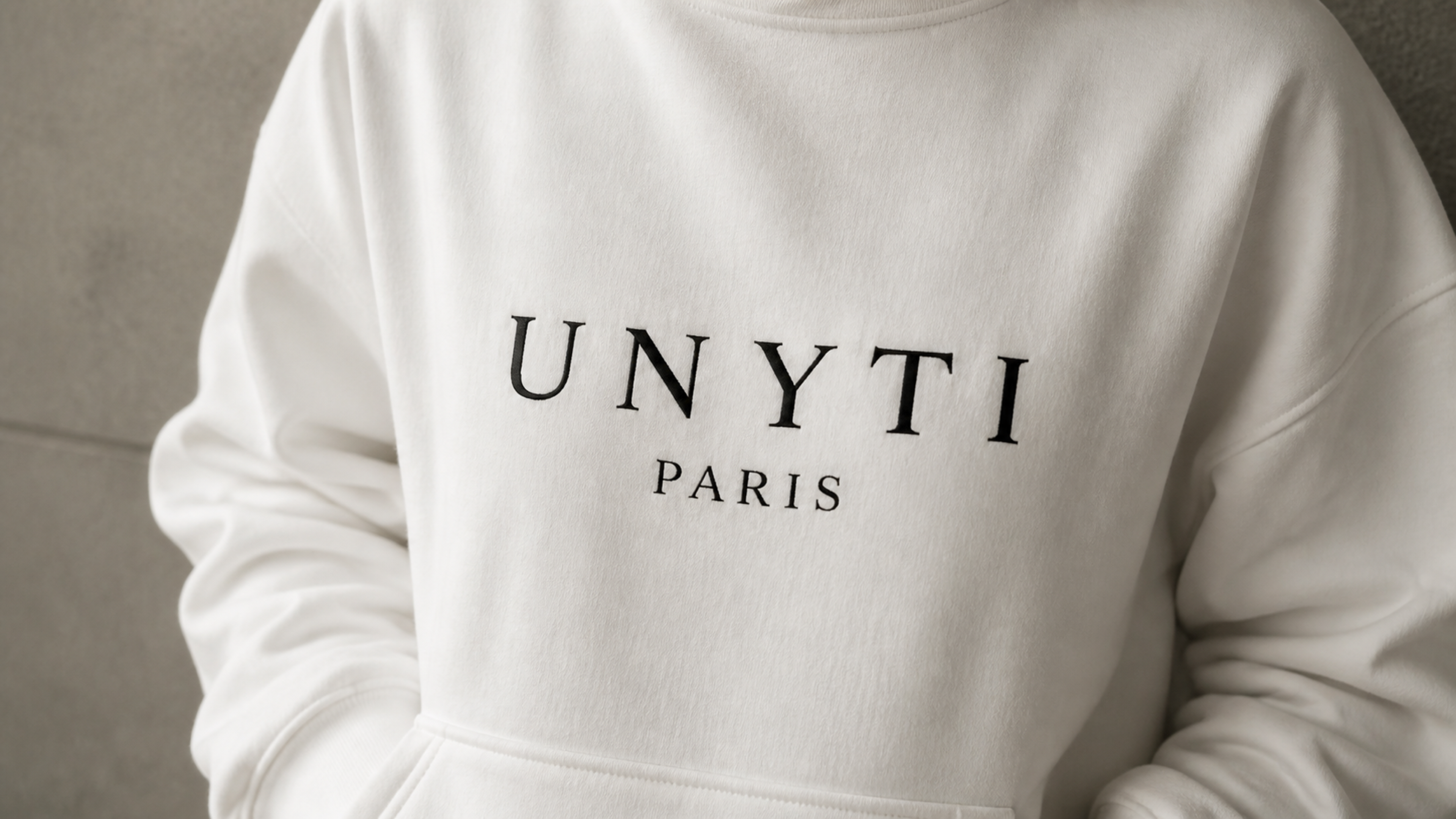 UNYTI PARIS Hoodie Blanc