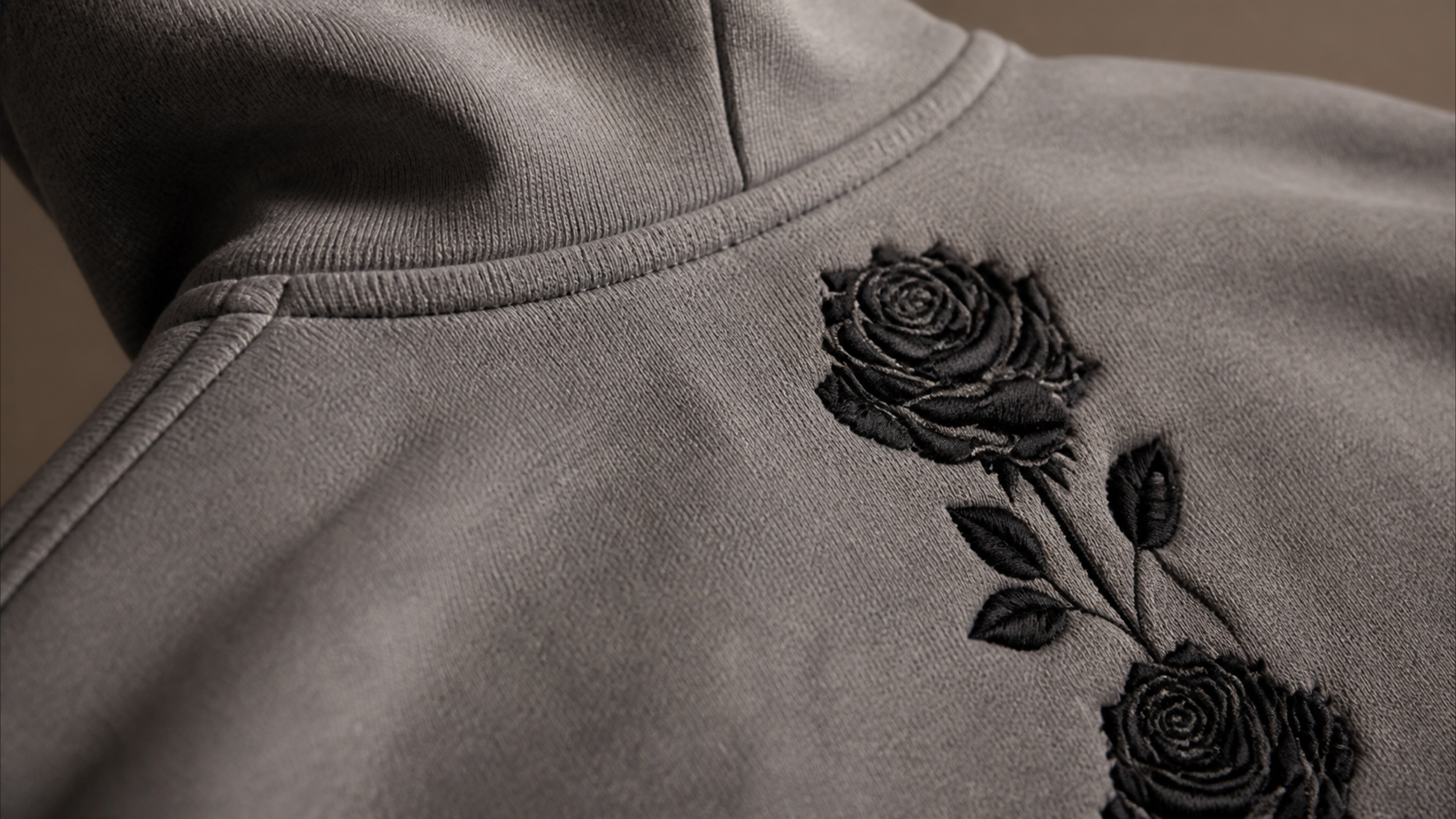 UNYTI BLVCK ROSE  T-shirt Gris