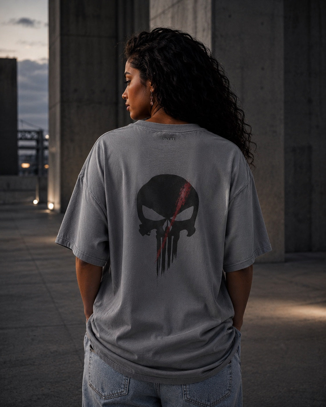 UNYTEEBOARD Skull Gris — t-shirt gris