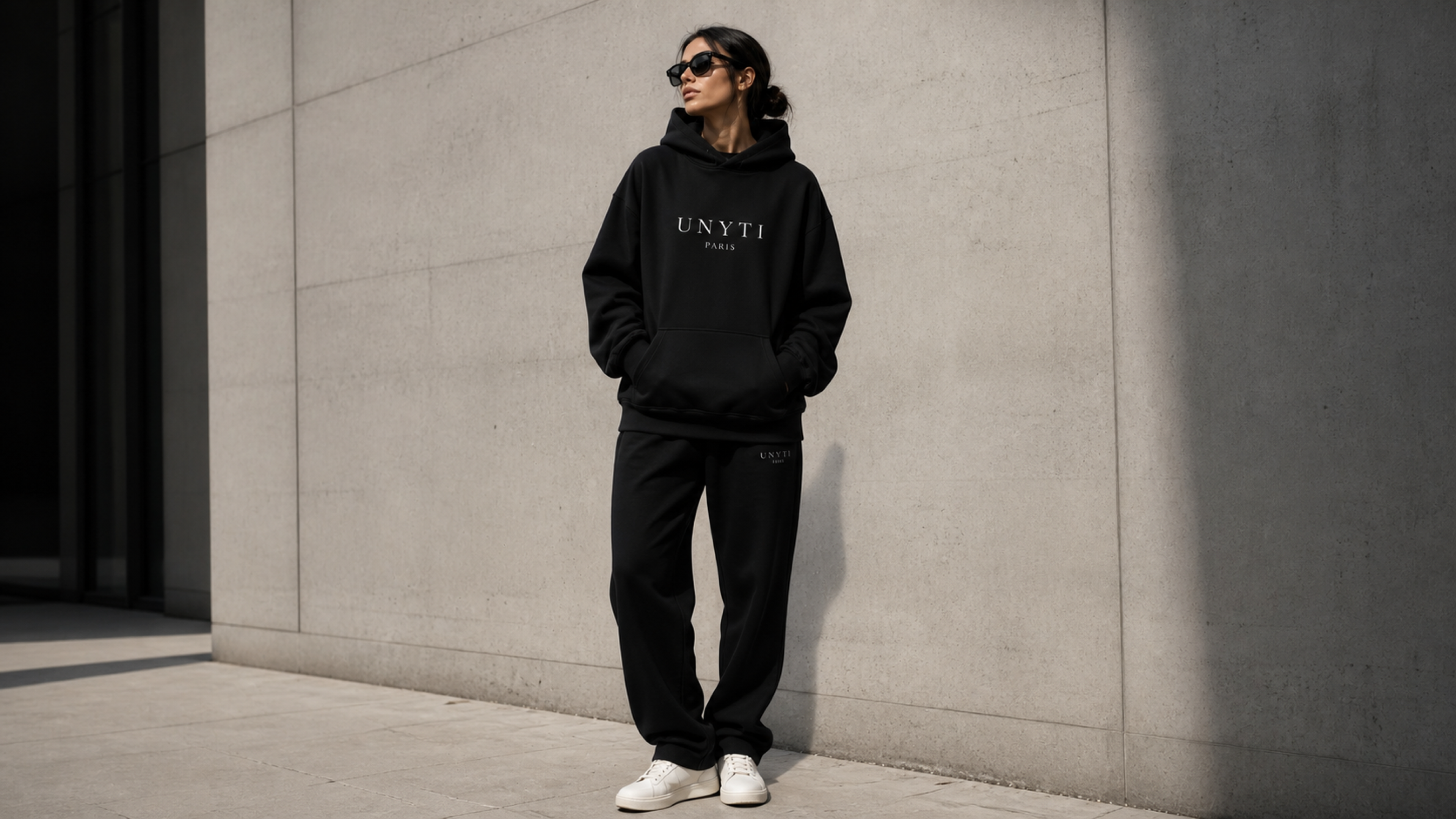 UNYTI PARIS Hoodie Noir