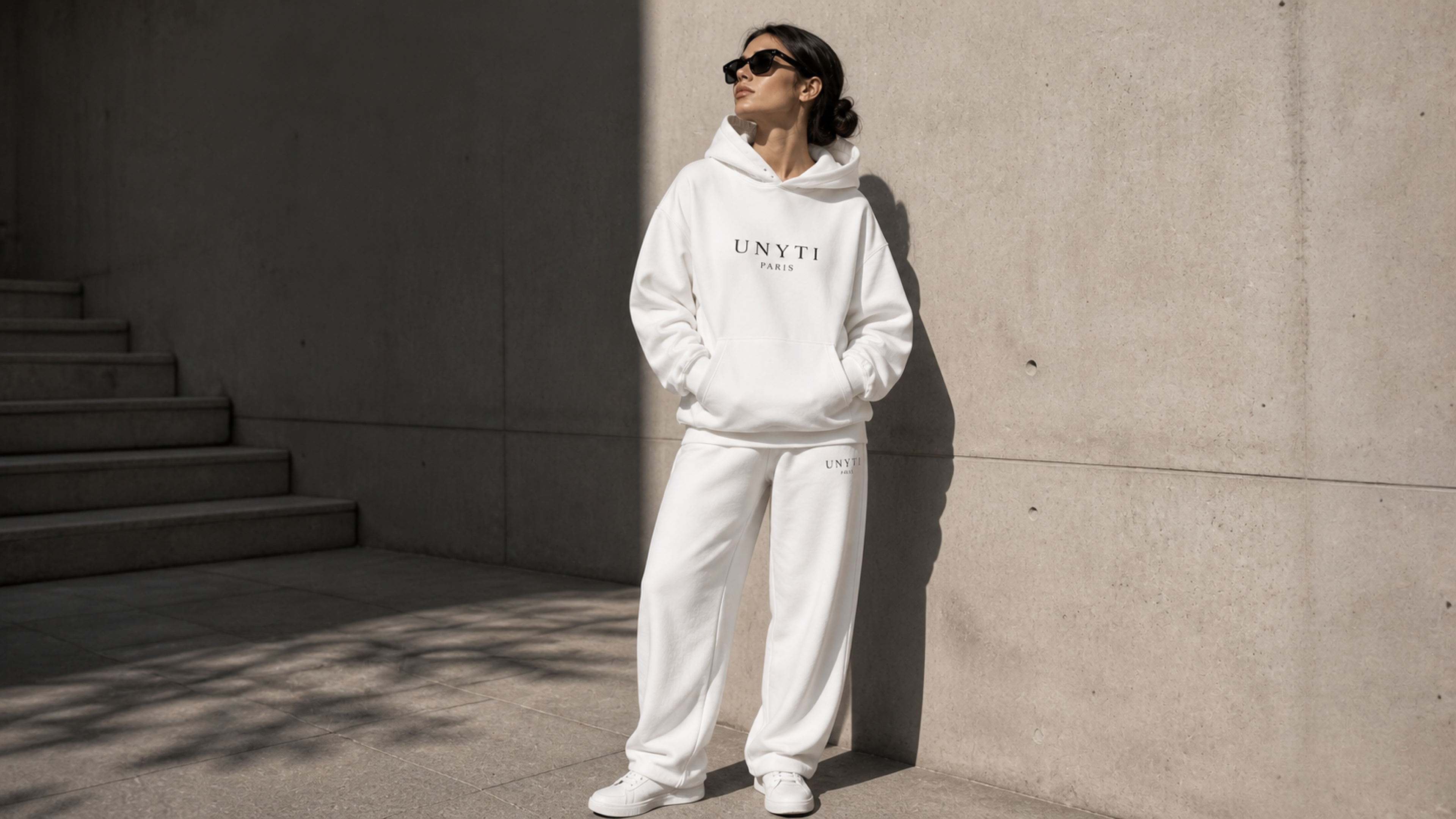 UNYTI PARIS Hoodie Blanc