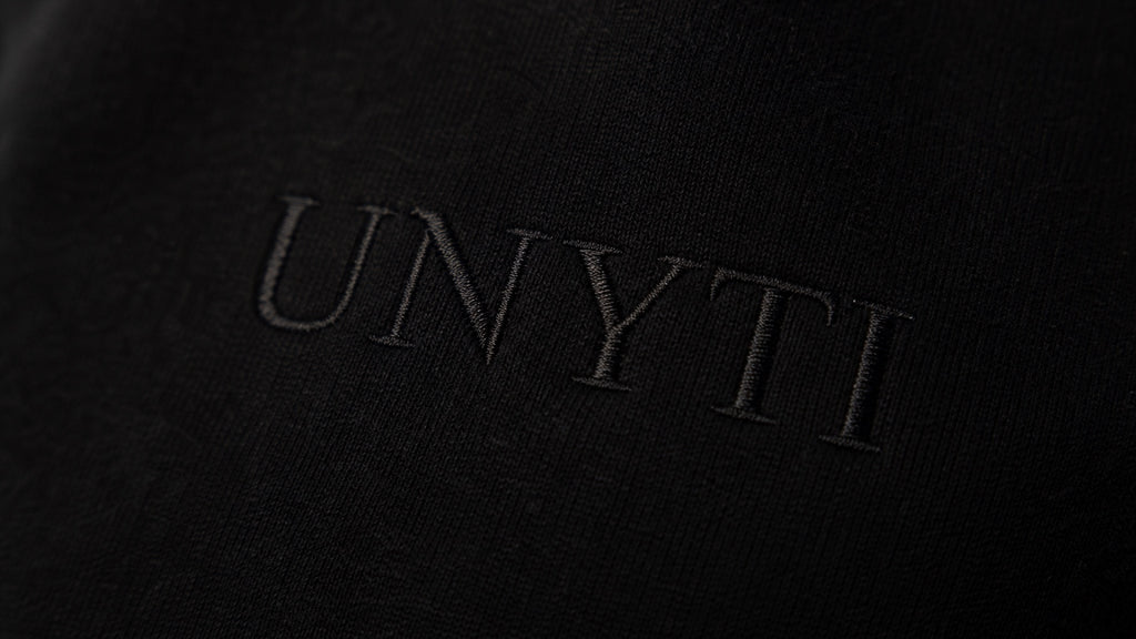 UNYTI  KING - Hoodie Fragmented