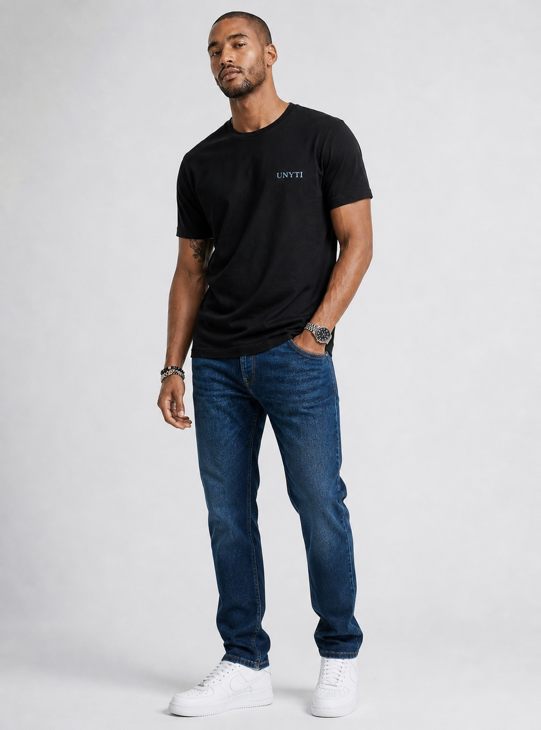 UNYTI ESSENTIALS T-shirt Noir