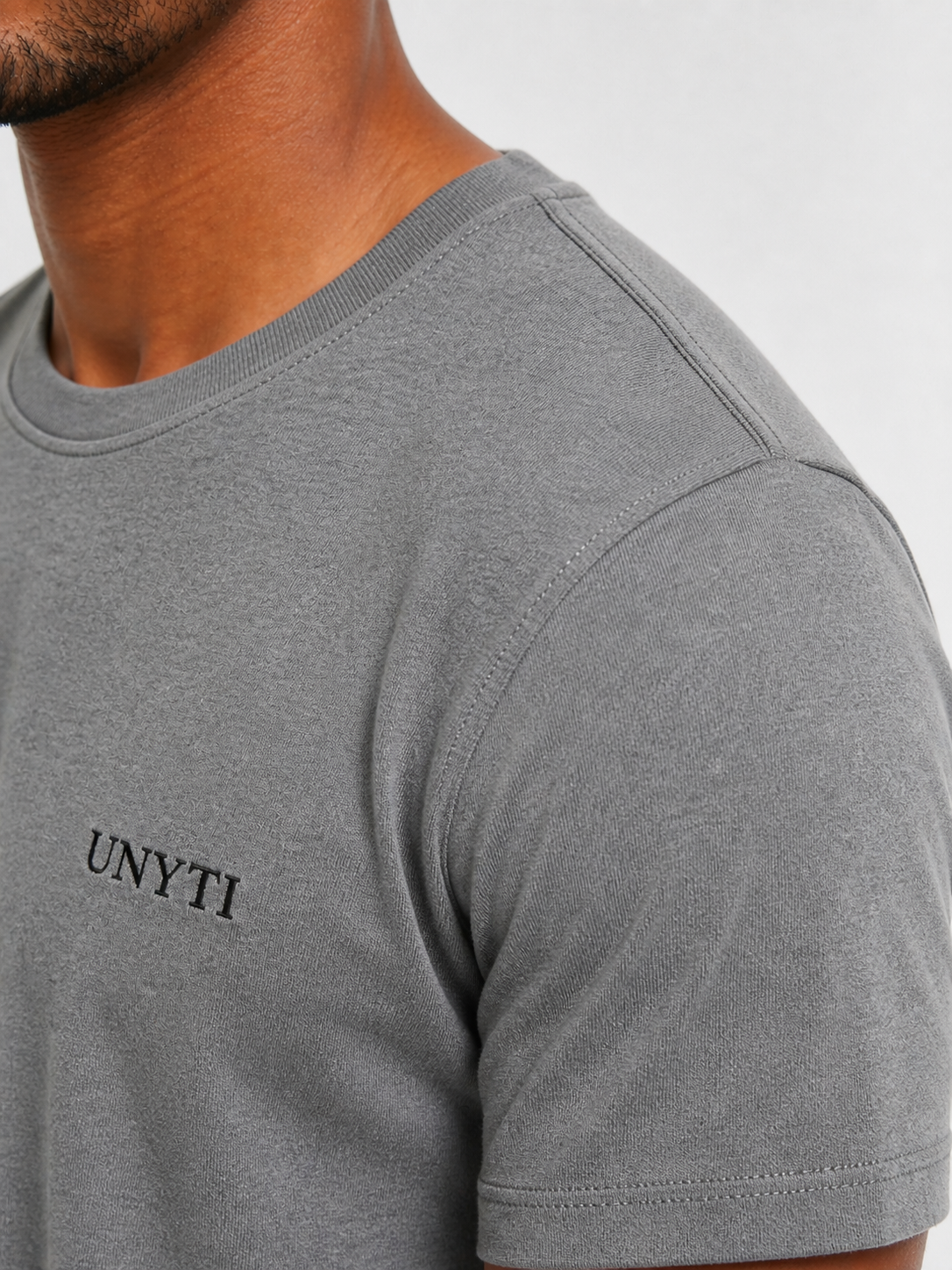 UNYTI ESSENTIALS T-shirt Bleu ciel