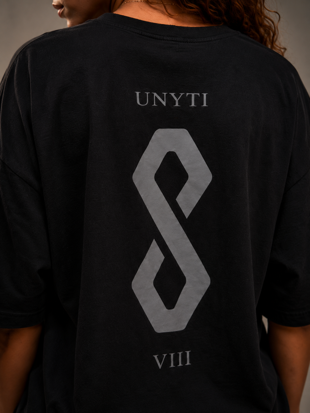 UNYTI EIGHT VIII - Oversize - Noir