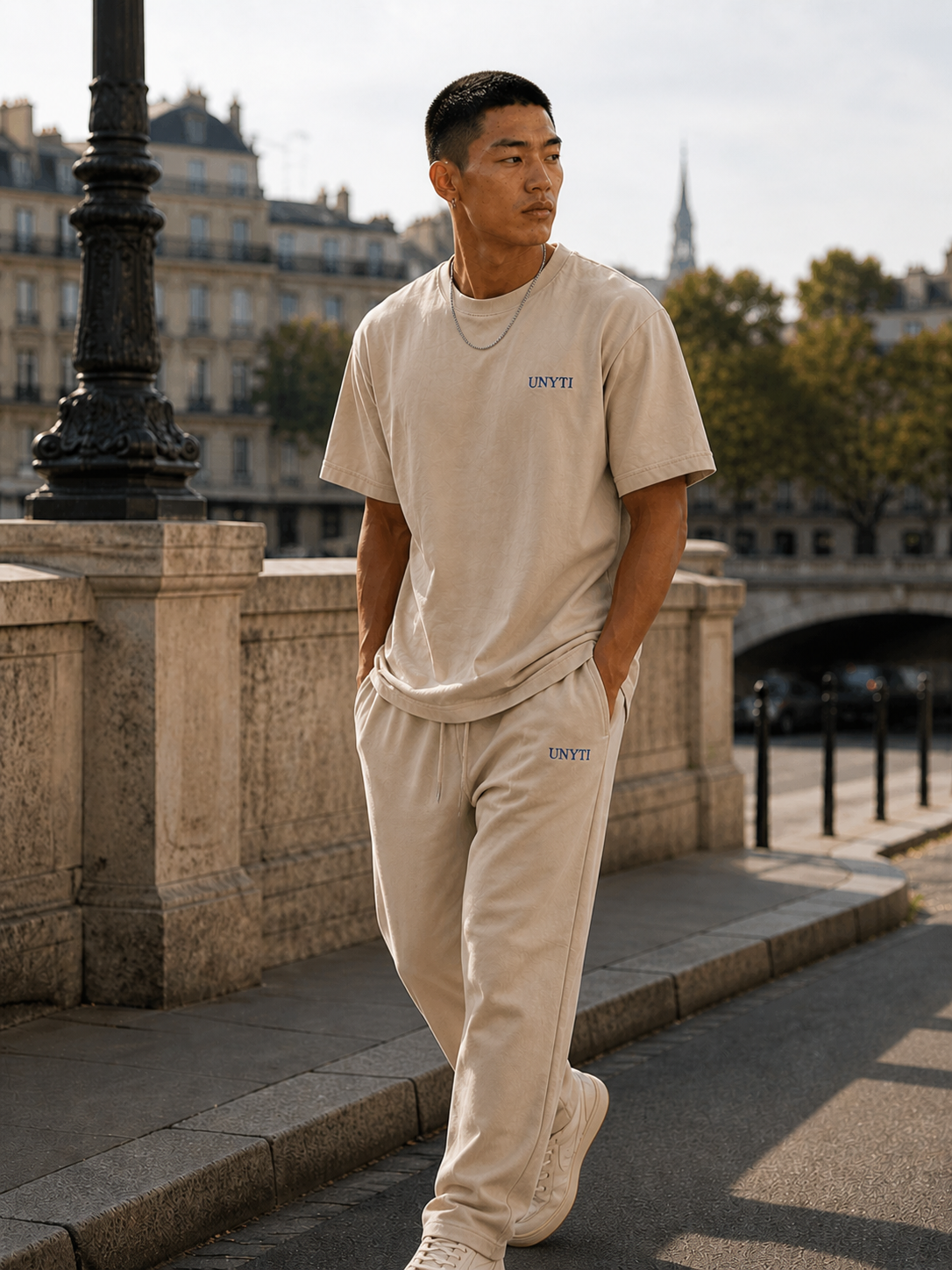 UNYTI ESSENTIALS OVERSIZE Beige