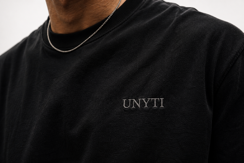 UNYTI ESSENTIALS OVERSIZE Noir