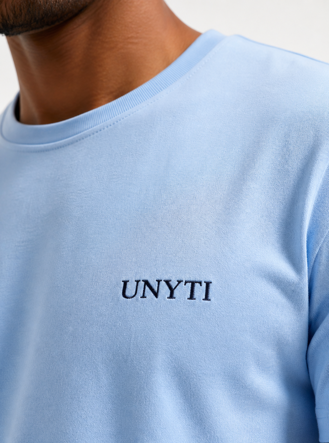 UNYTI ESSENTIALS T-shirt Bleu ciel