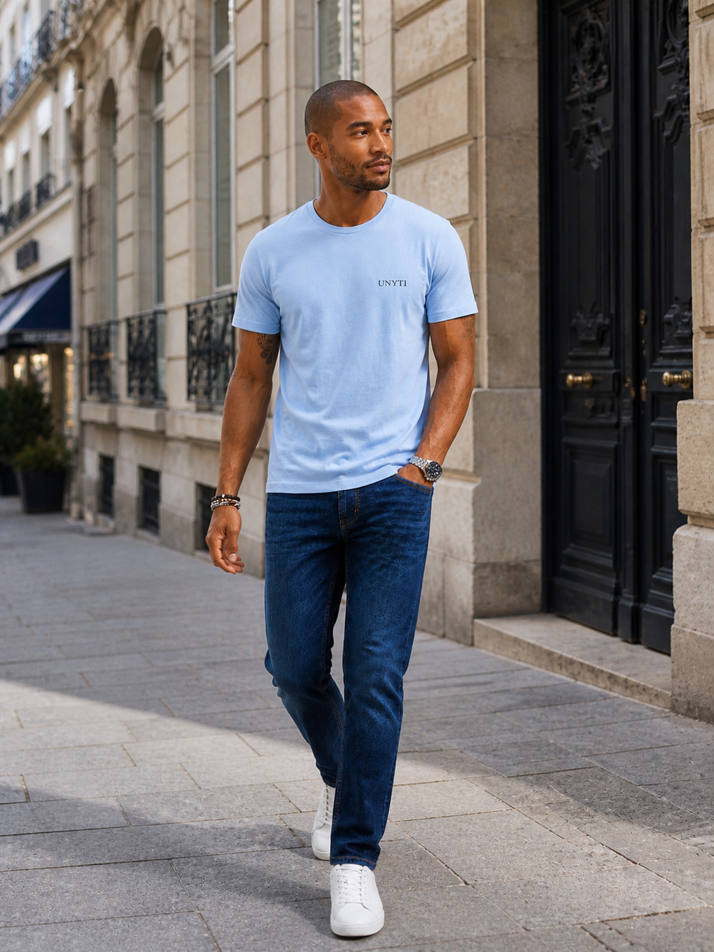 UNYTI ESSENTIALS T-shirt Bleu ciel