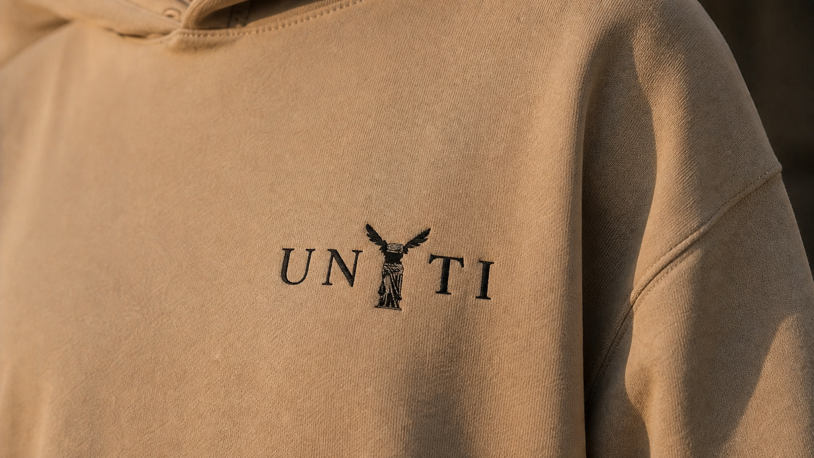 UNYTI VICTORY Hoodie Beige