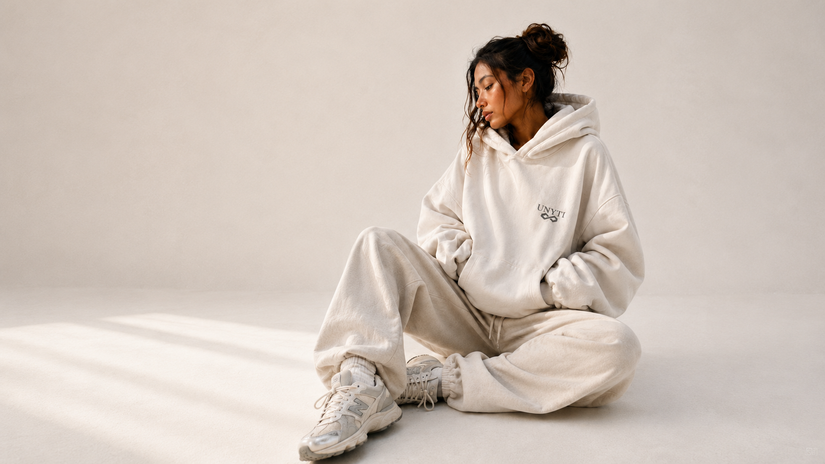 NEW SPARTAN 650 — Beige