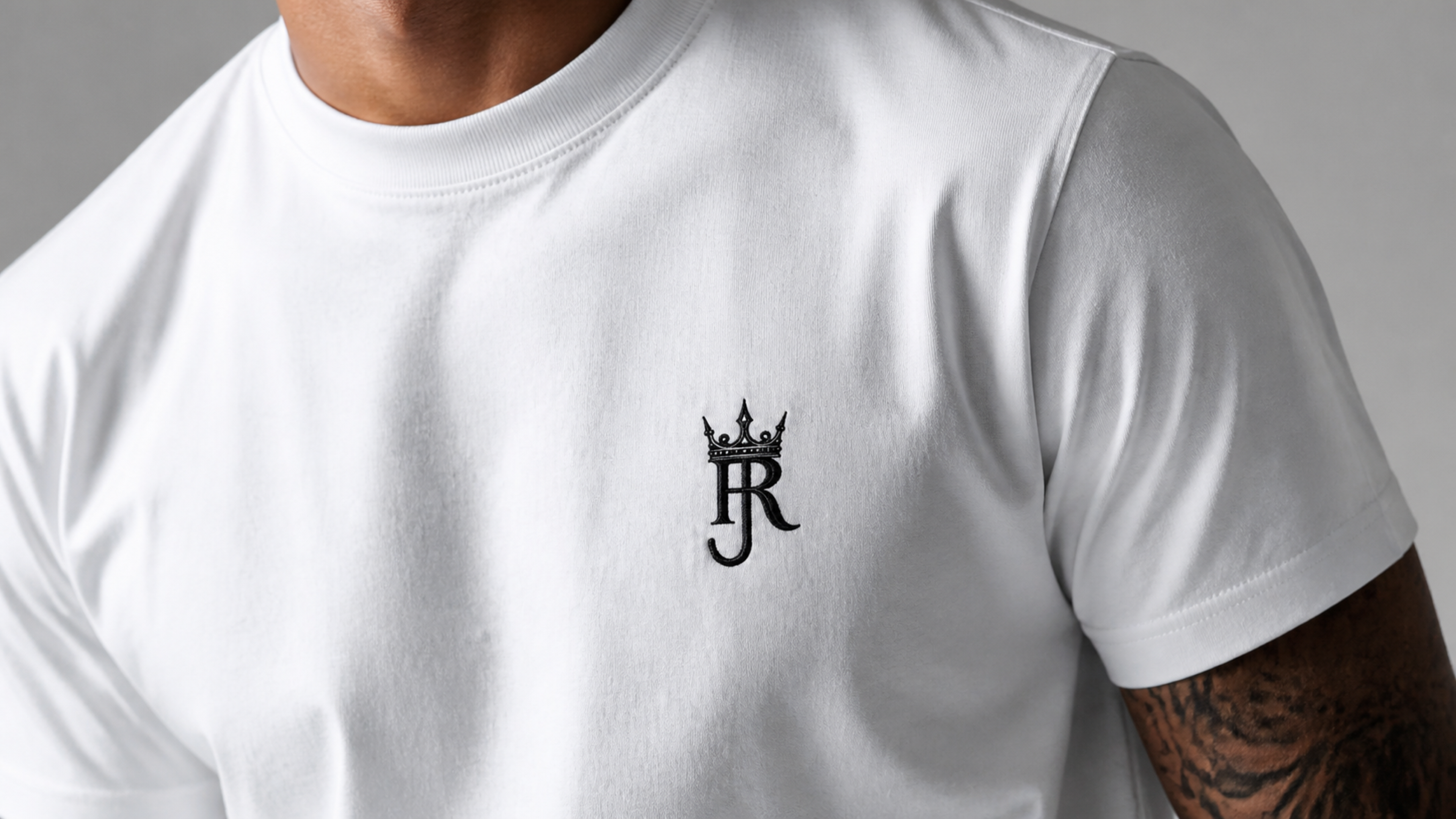 UNYTI LOVE - T-shirt régulier - Blanc