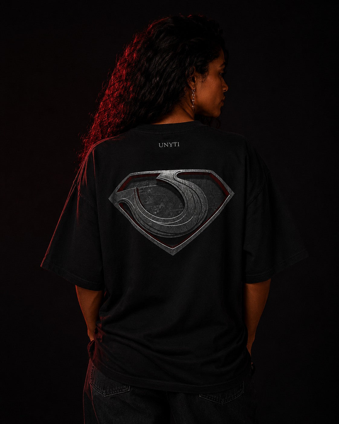 UNYTEEBOARD Super Emblem Métal Bordeaux — t-shirt bordeaux