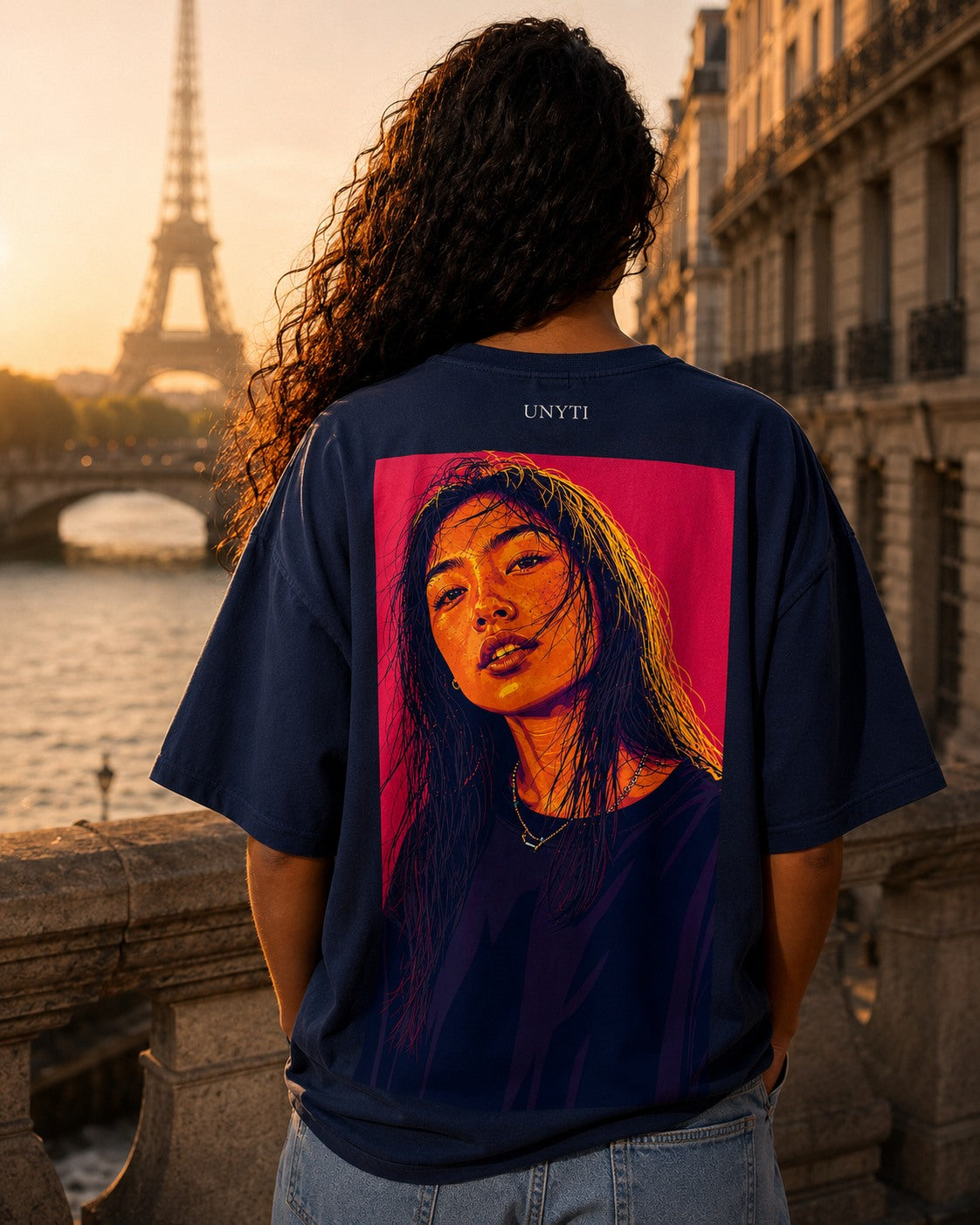 UNYTEEBOARD Portrait Pop — Femme Bleu nuit — t-shirt bleu nuit